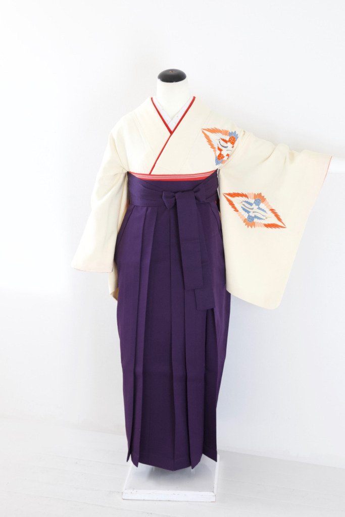 クリーム地向鶴柄訪問着