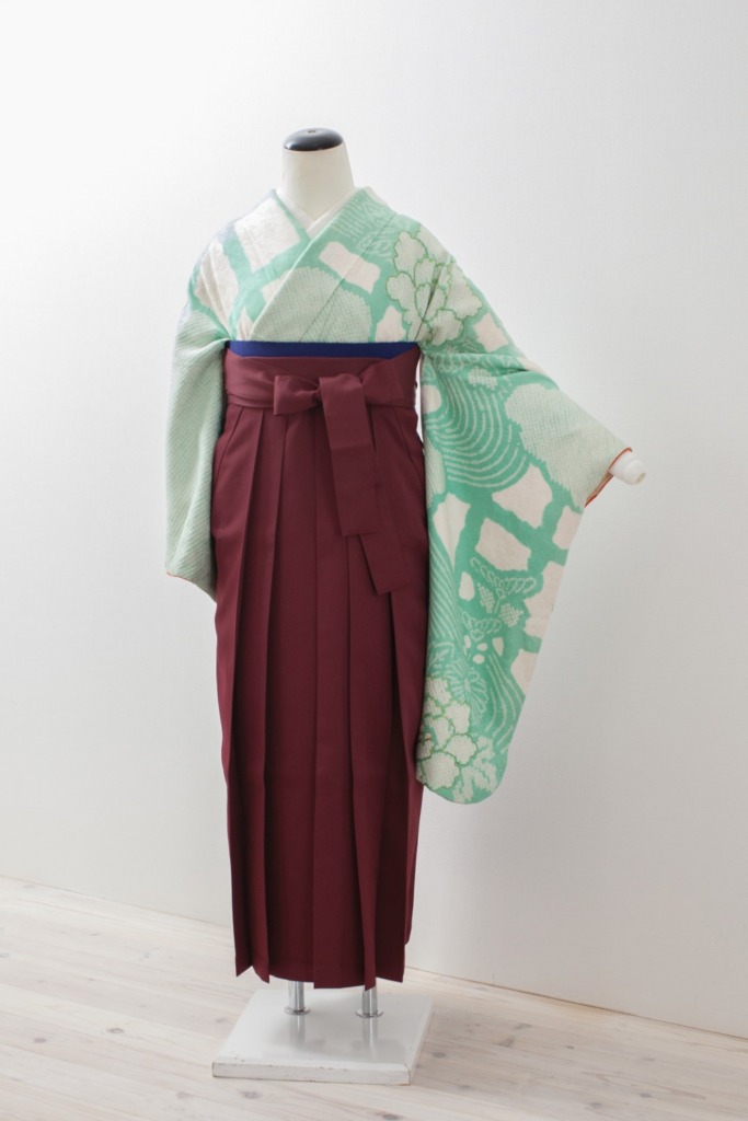 ペパーミントグリーン総絞り中振袖