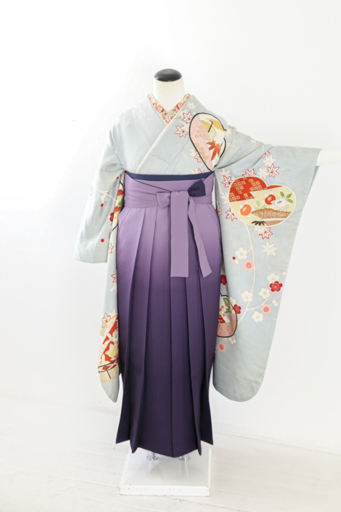 薄青色団扇振袖