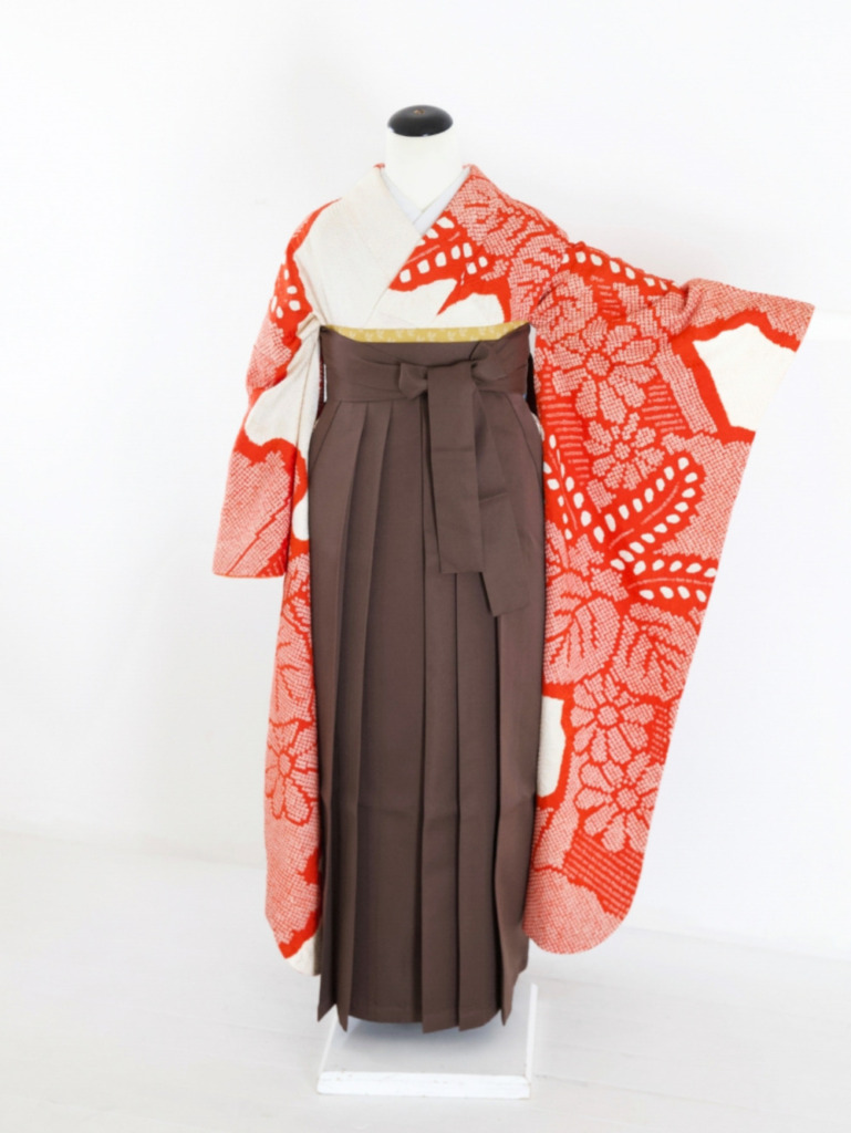 赤地総絞り桐柄振袖