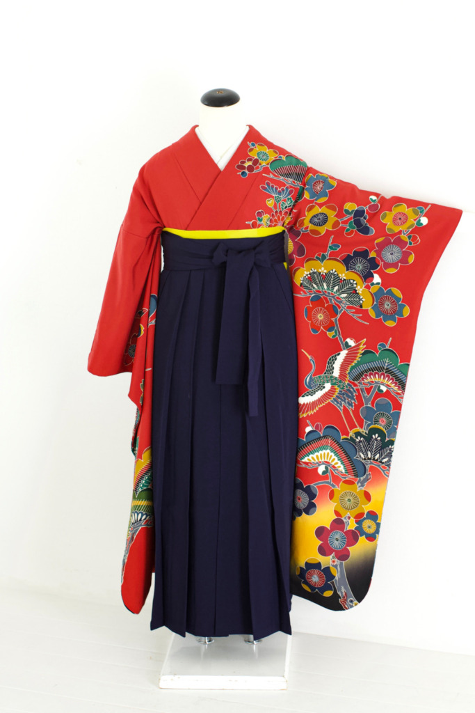 赤地紅型振袖