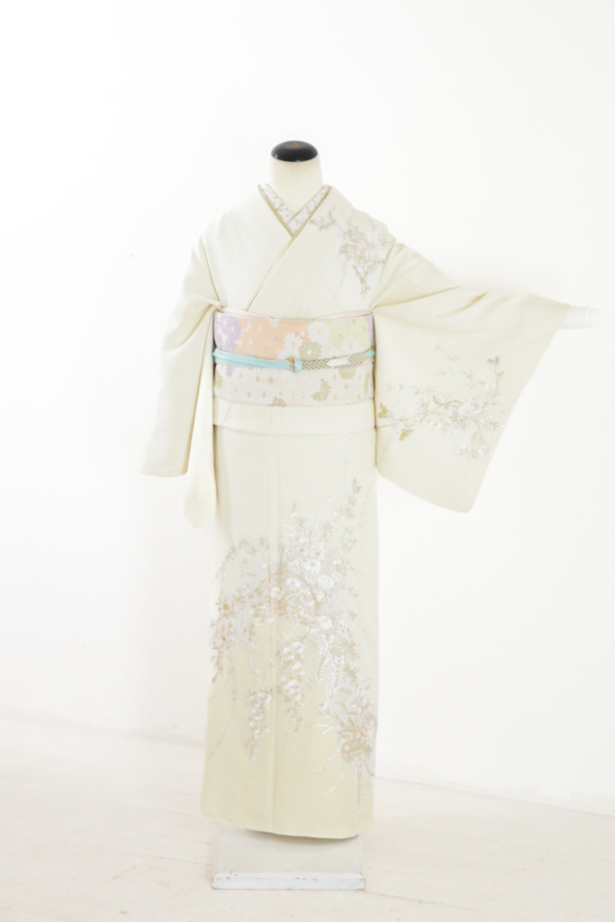 イエロー地花刺繍訪問着