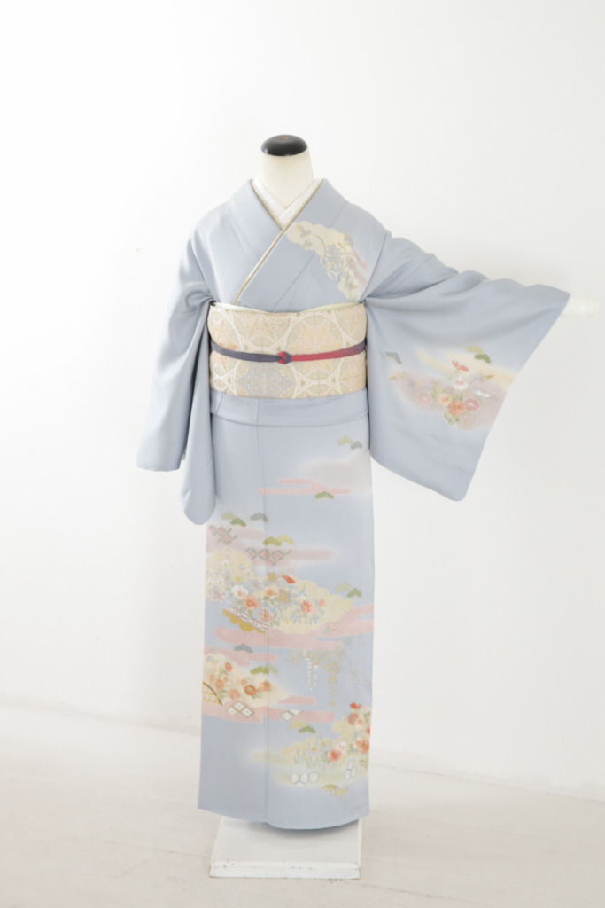 薄青地霞に花柄訪問着