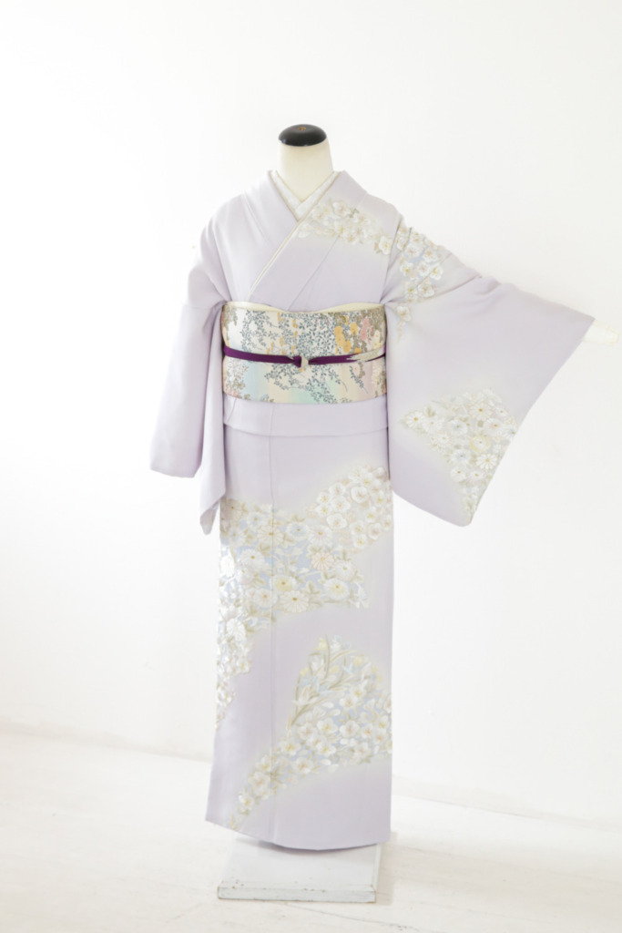 薄紫地花刺繍訪問着